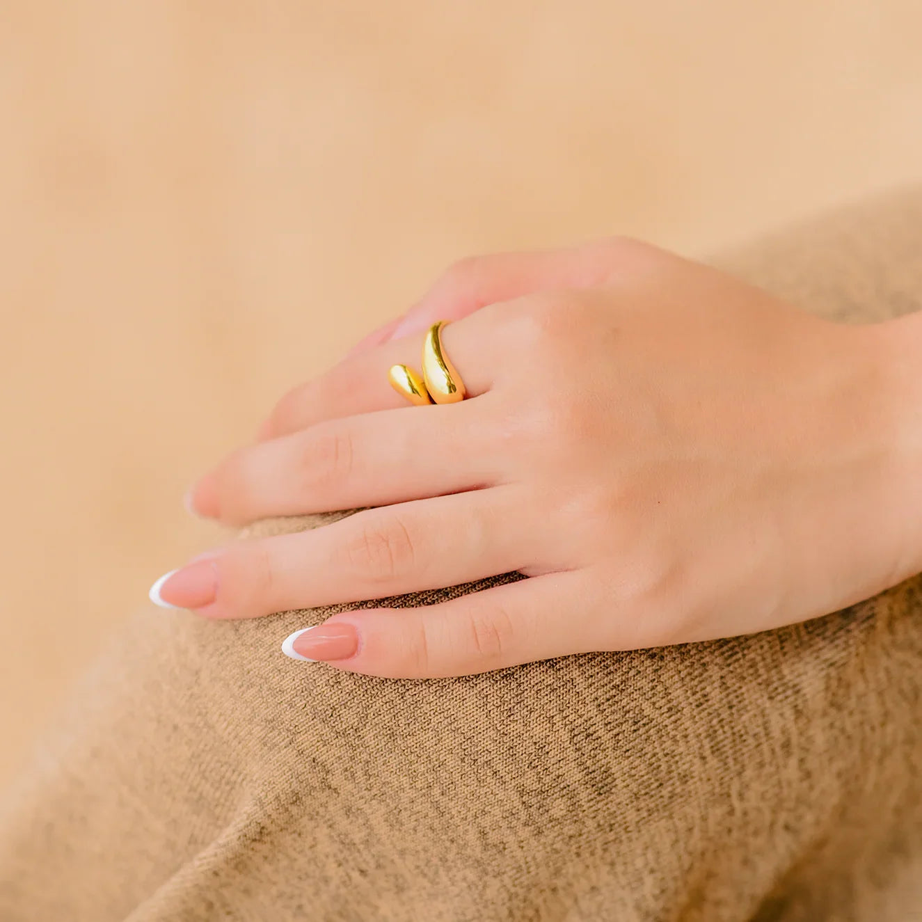 Double Teardrop Bypass Open Band Ring – Gold Plated
