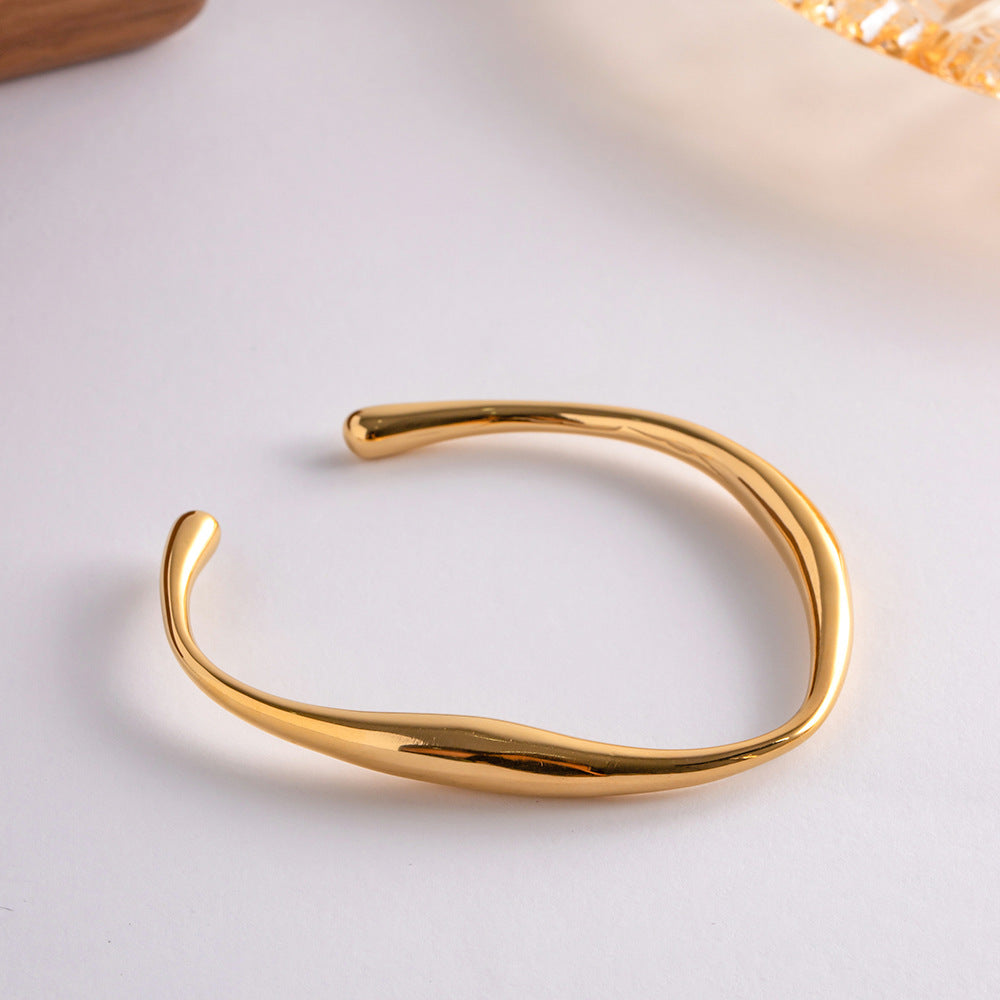 Twisted Cuff Bangle Bracelet – Gold