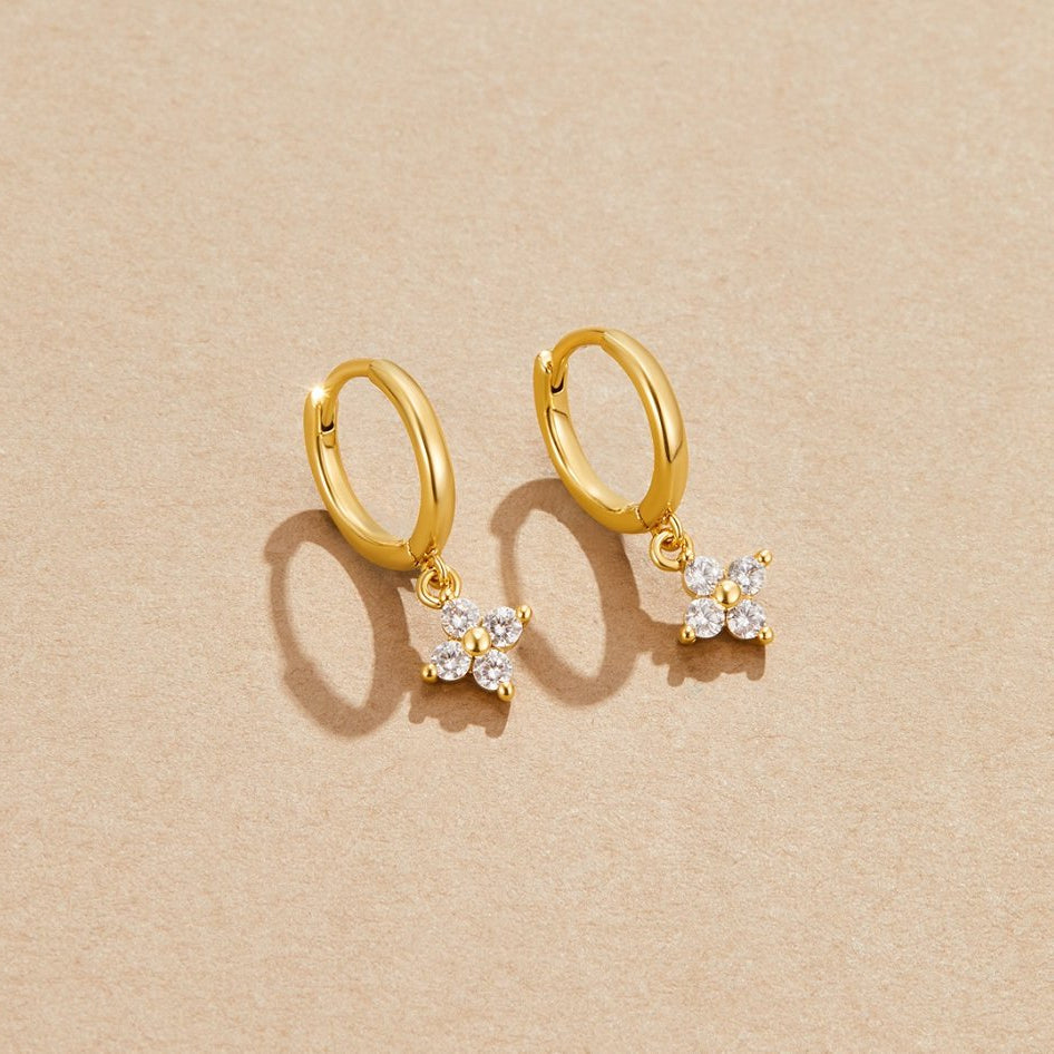 Crystal Clover Huggie Hoop Earrings – Gold