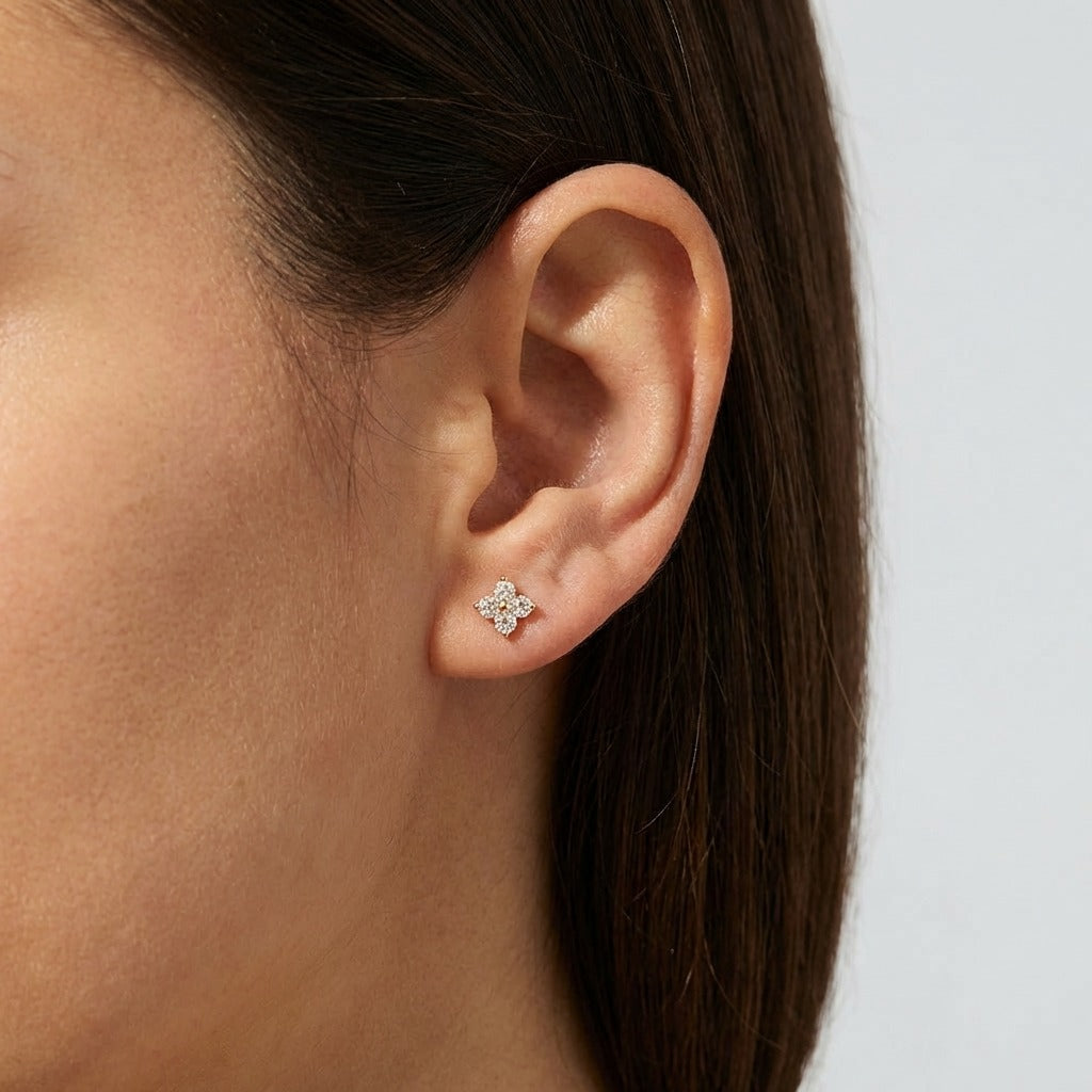 Crystal Clover Stud Earring – Gold & Silver